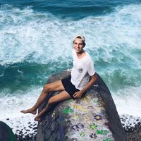 Felix Razum的照片