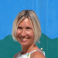 Evely Karvak's Photo