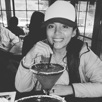 Vanessa Godoy's Photo