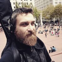 Benjamin Bricker的照片