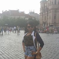 Anyela Jelinekova的照片