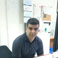 Ali Semghouni的照片