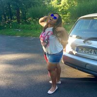 Rebecca Bhora的照片