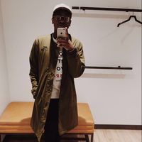 George Tony Bakina的照片