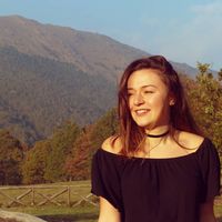 Elena Manara的照片