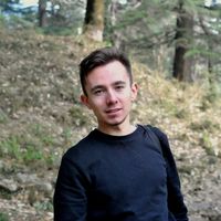 Aliaksandr Pustavitau的照片