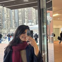 Dicle  Sonbur's Photo