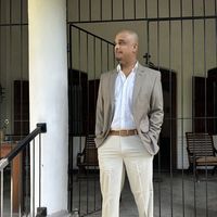 Nirosh Uruladeniya's Photo