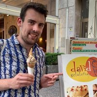 David Lewis的照片