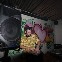 joshua bavin的照片