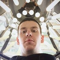 Vladimir Petrov的照片