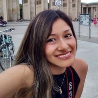 Gianina Caysahuana's Photo