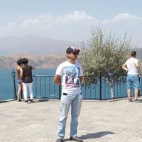 Akbar Komilov的照片