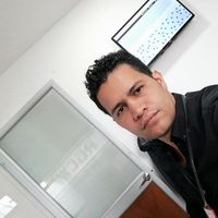 Andrés López的照片