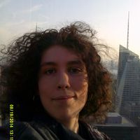 Hannah Hoare的照片