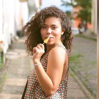 Mariana Oliveira's Photo