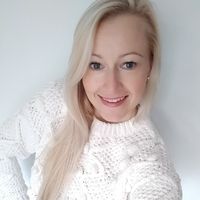 Laura Pertseva的照片