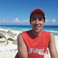 Luis Oseguera的照片