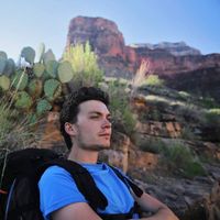 Alexander Blue的照片