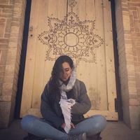 mahta salari's Photo