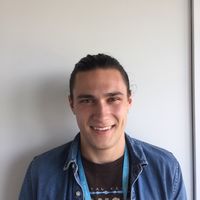 Calum Murdoch的照片