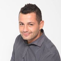 Milos Zivkovic的照片