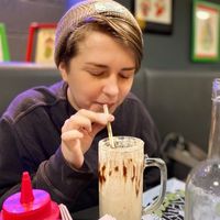 Emily Storey的照片