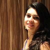 Thais Horoiwa的照片