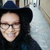 Fotos de Sotera Costello