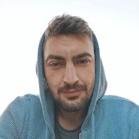 Valentin Sleapca的照片