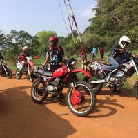 Azhar Deane的照片