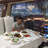 Deepak Khatri的照片