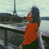 Veronika Lazar's Photo