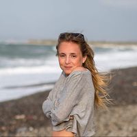 Nina Neverland的照片