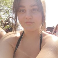 Kassandra Bosharat的照片