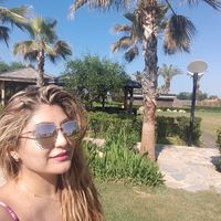 parisa navabi's Photo