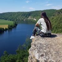 Laura Bonnefond's Photo