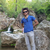 Aziz Ahmet Eriş的照片