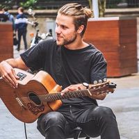 Simeon Baker的照片