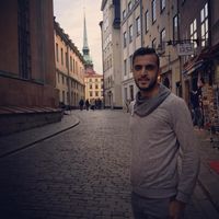 Shady abu Hamdyah's Photo