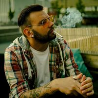 Yaroslav  Yulin的照片