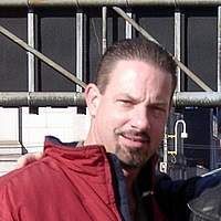 Chuck Phillips的照片