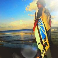 Anggito Battosay的照片