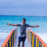 Andrès Castillo的照片