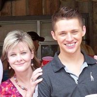 Hunter Bryant's Photo