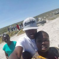 Fotos von Tindo Chick