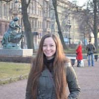 Yesim Yilmaz的照片