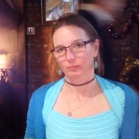 Edit Tomcsanyi's Photo