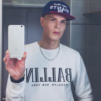 Mikael Lustig的照片