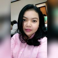 Putri Febrianti's Photo